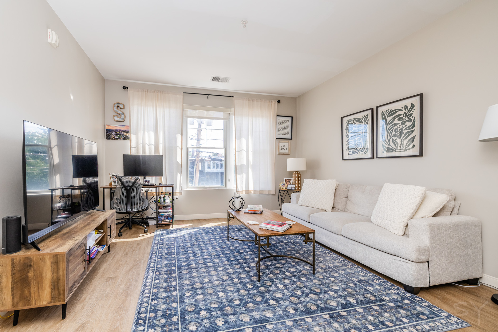 229 Park Avenue #202, Clarendon Hills, IL 60514