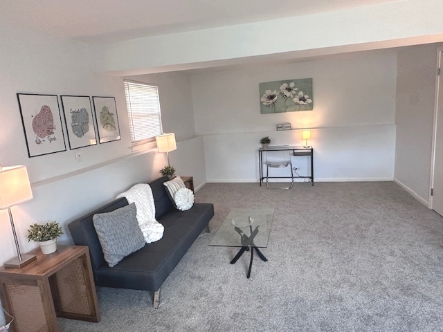 311 Cherrywood Court, Vernon Hills, IL 60061