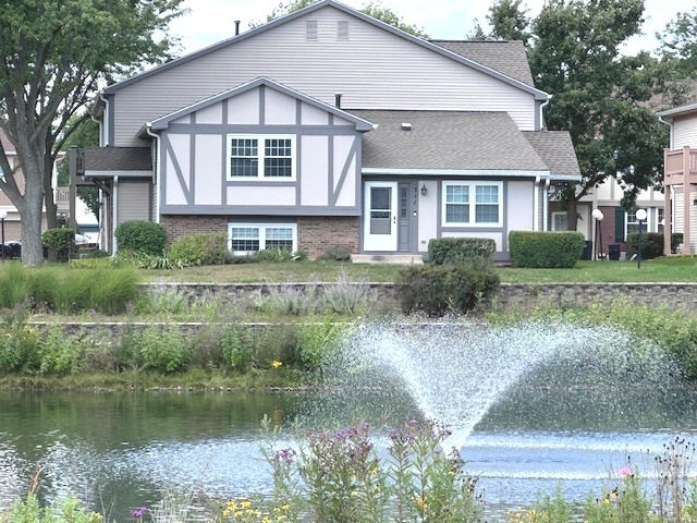 311 Cherrywood Court, Vernon Hills, IL 60061