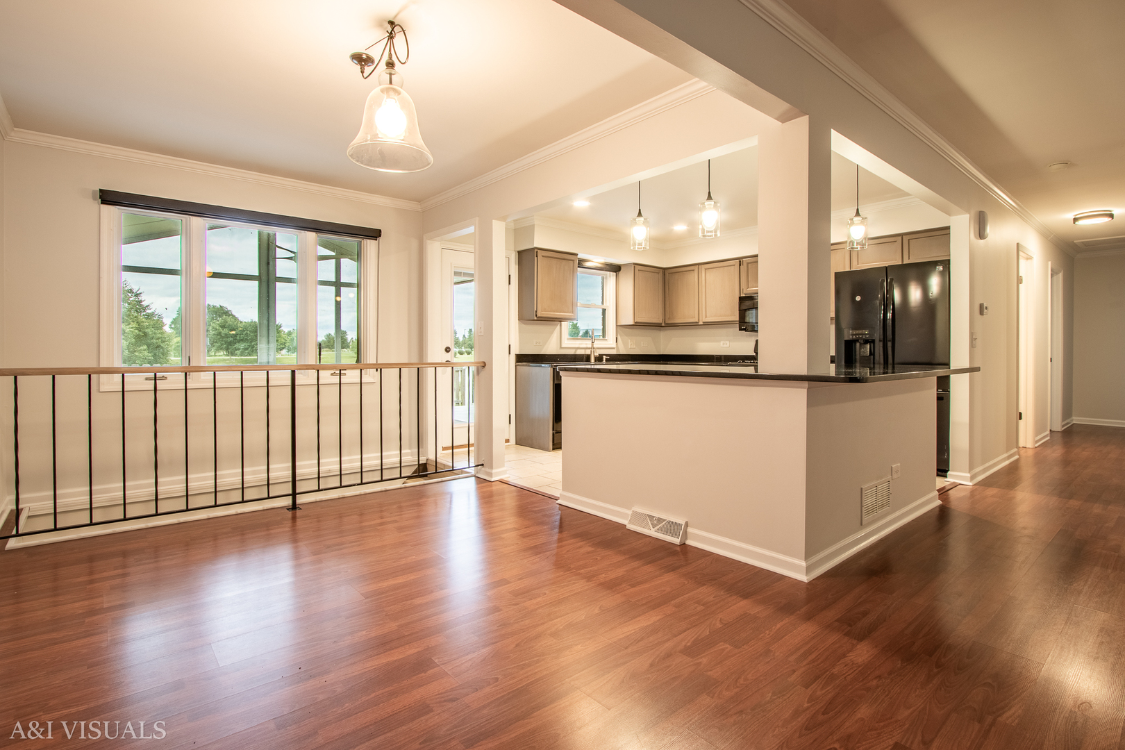 1015 Bowie Drive, Carol Stream, IL 60188