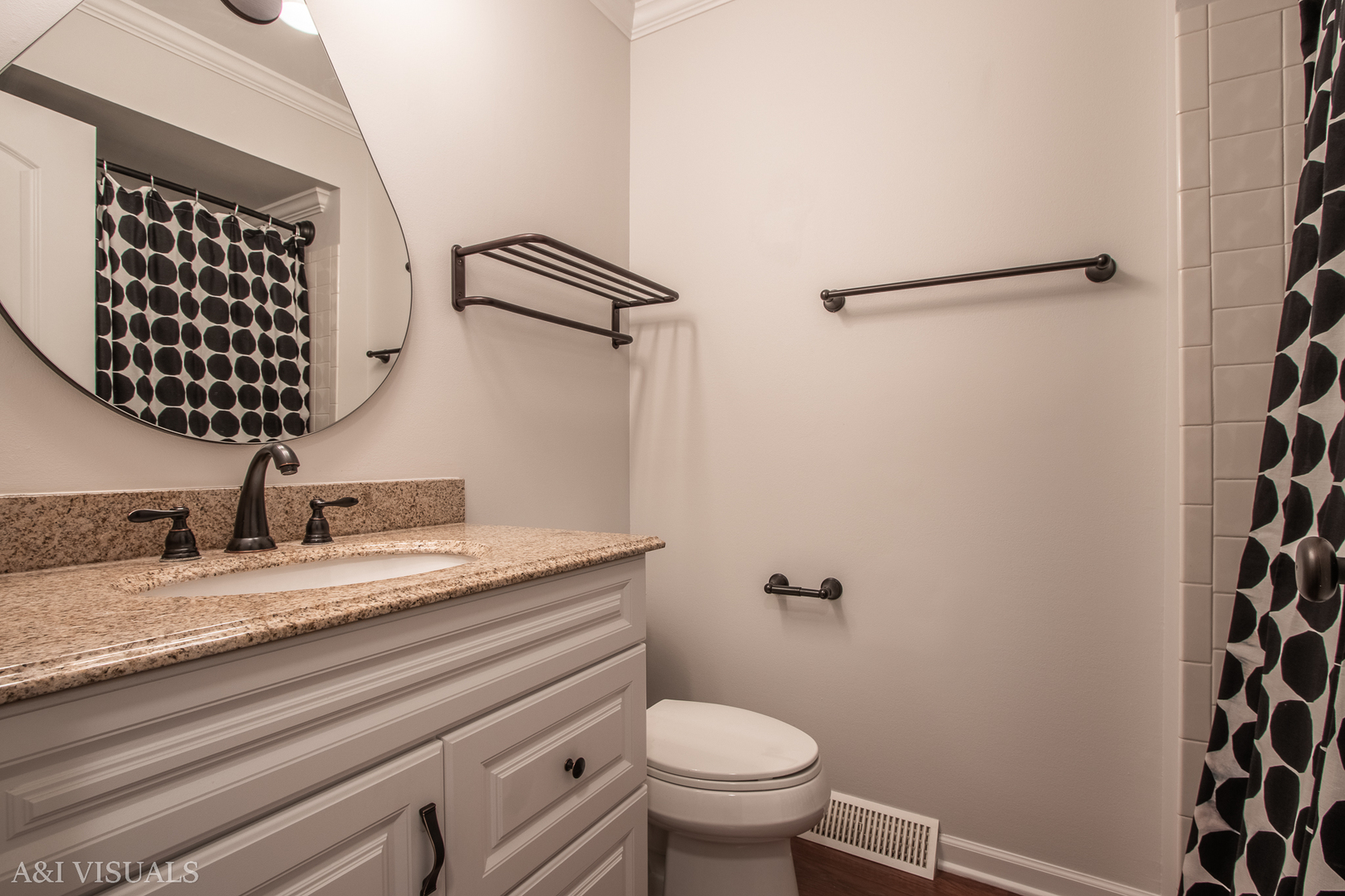 1015 Bowie Drive, Carol Stream, IL 60188