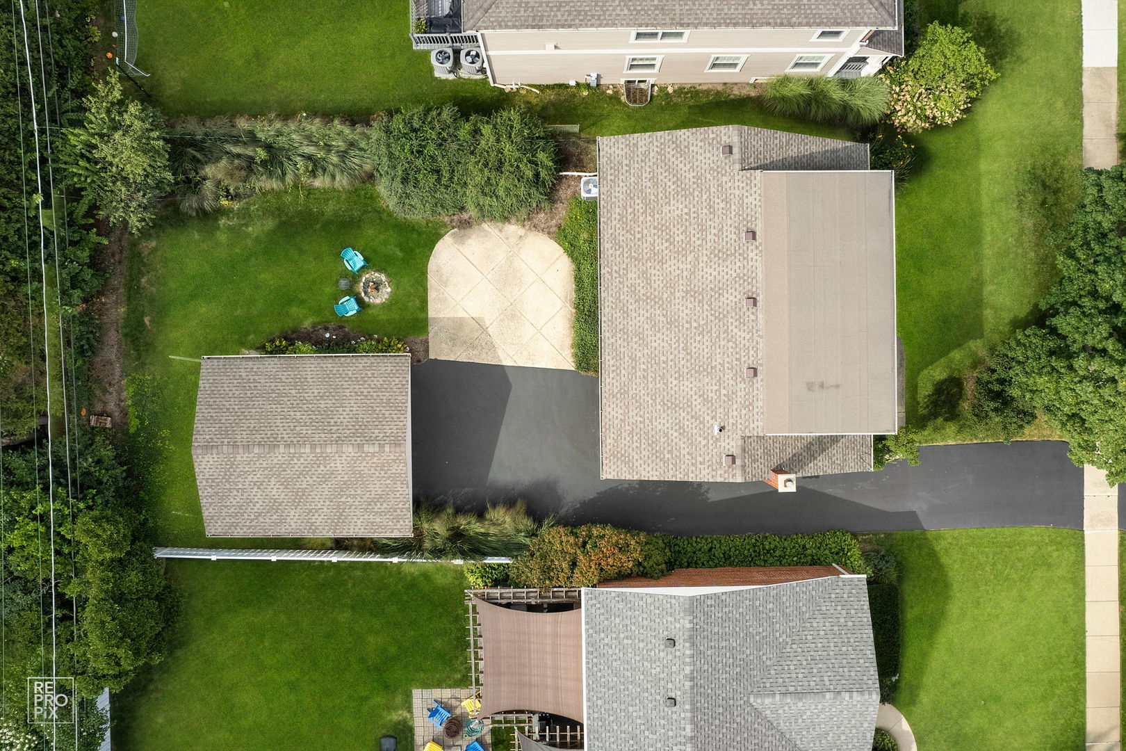 738 N HICKORY Avenue, Arlington Heights, IL 60004