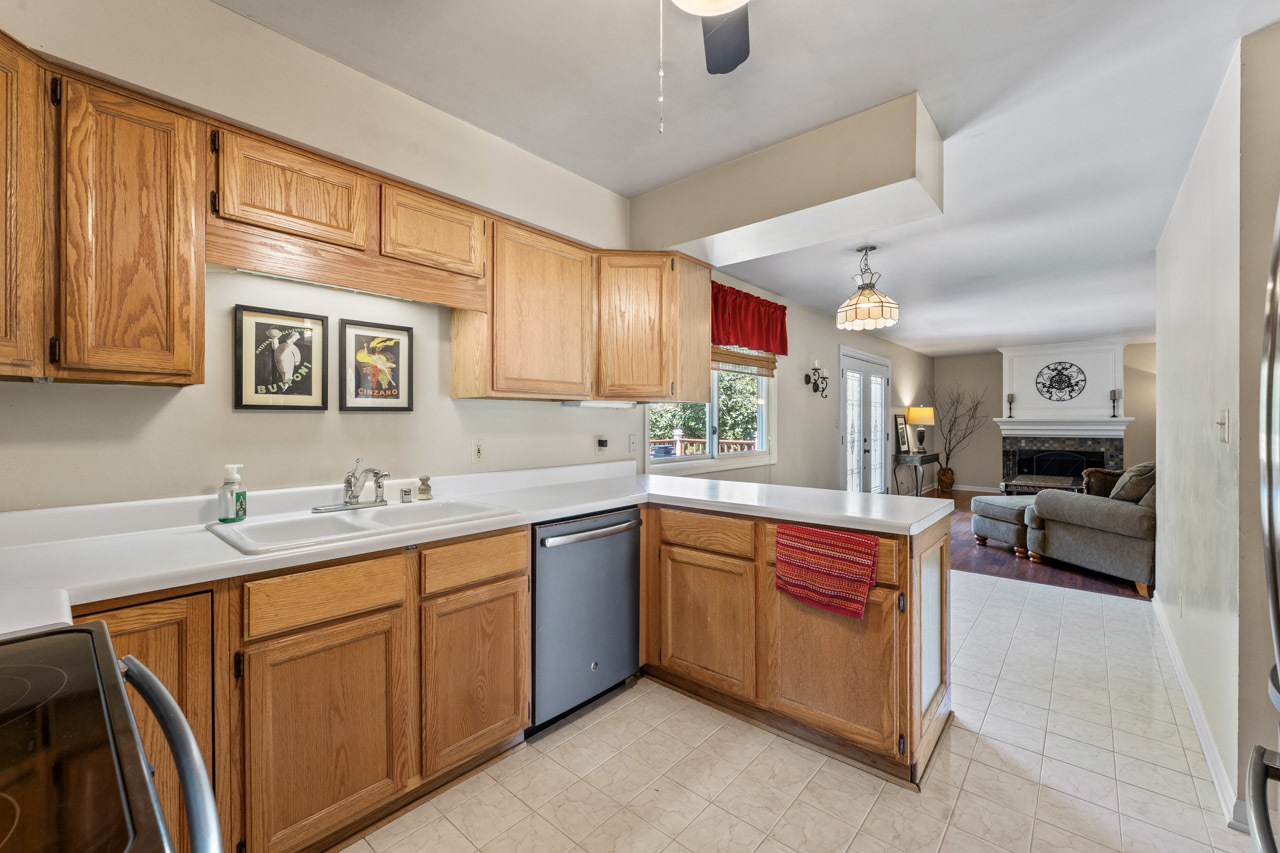 9750 296th Avenue, Salem, WI 53168