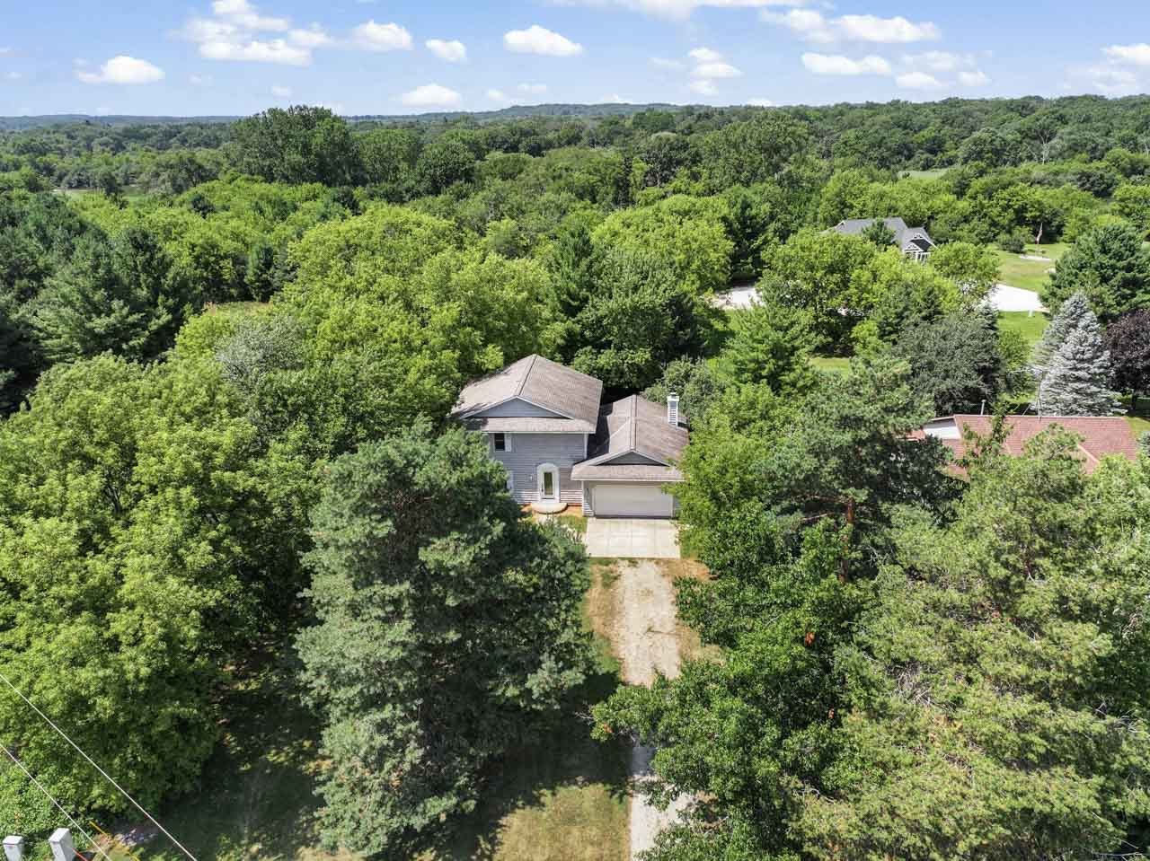 9750 296th Avenue, Salem, WI 53168