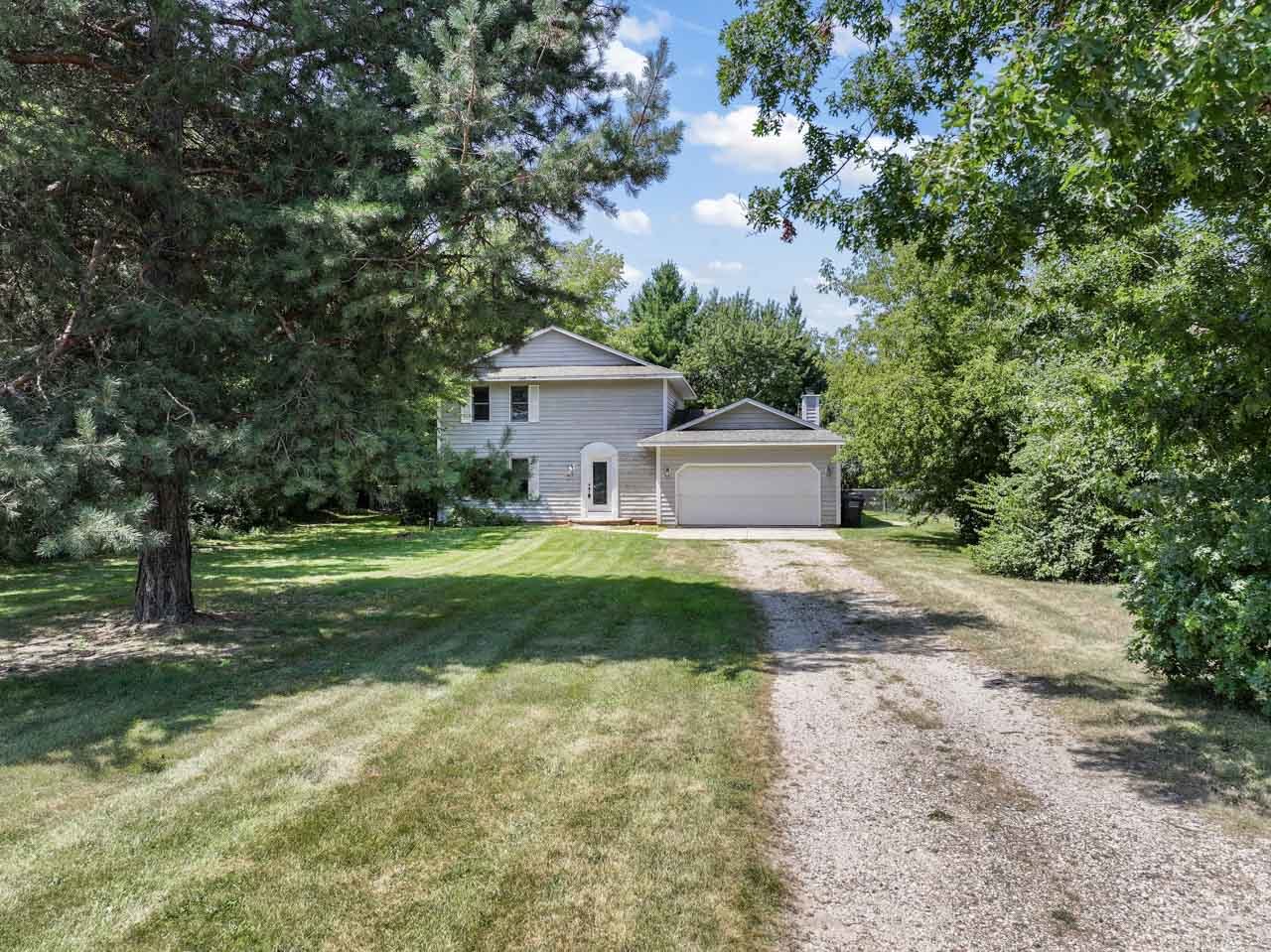 9750 296th Avenue, Salem, WI 53168
