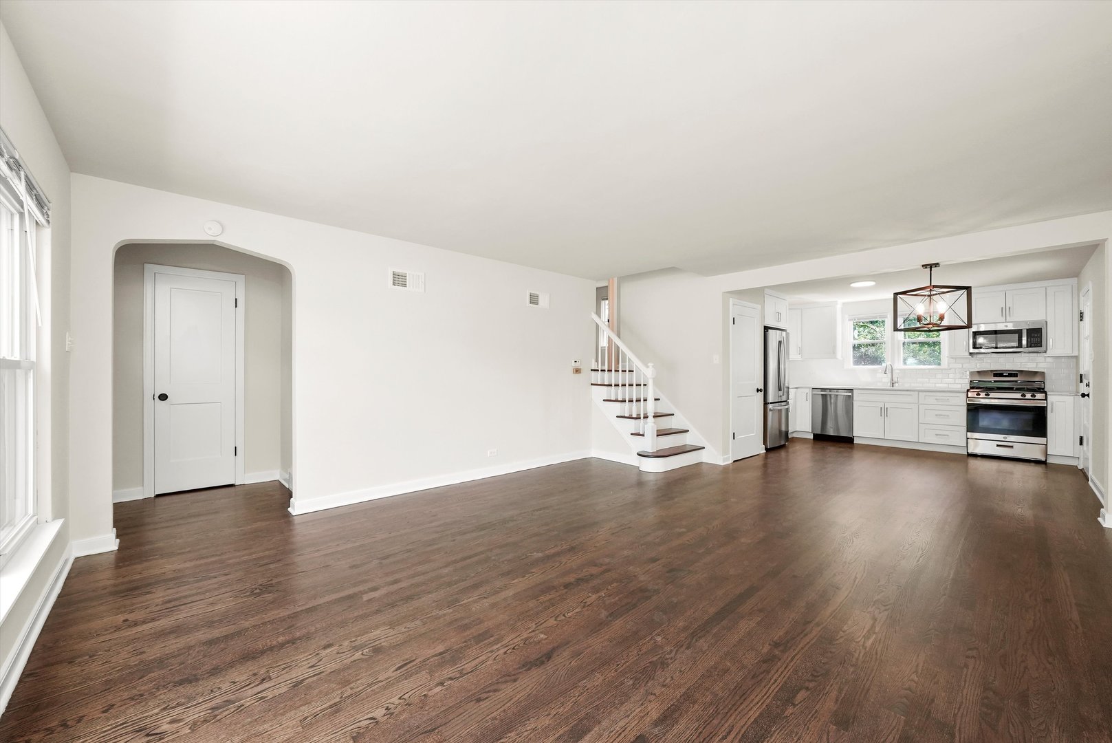 141 N Peck Avenue, La Grange, IL 60525
