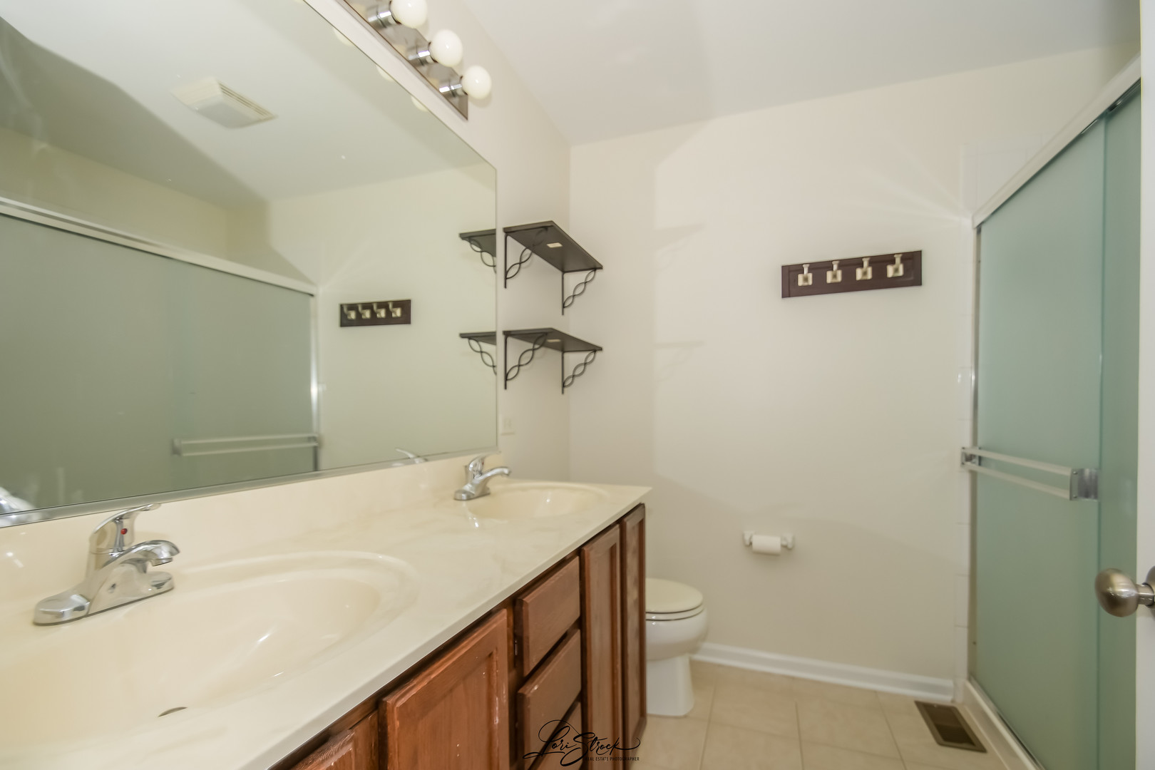 1954 Cambridge Lane, Montgomery, IL 60538