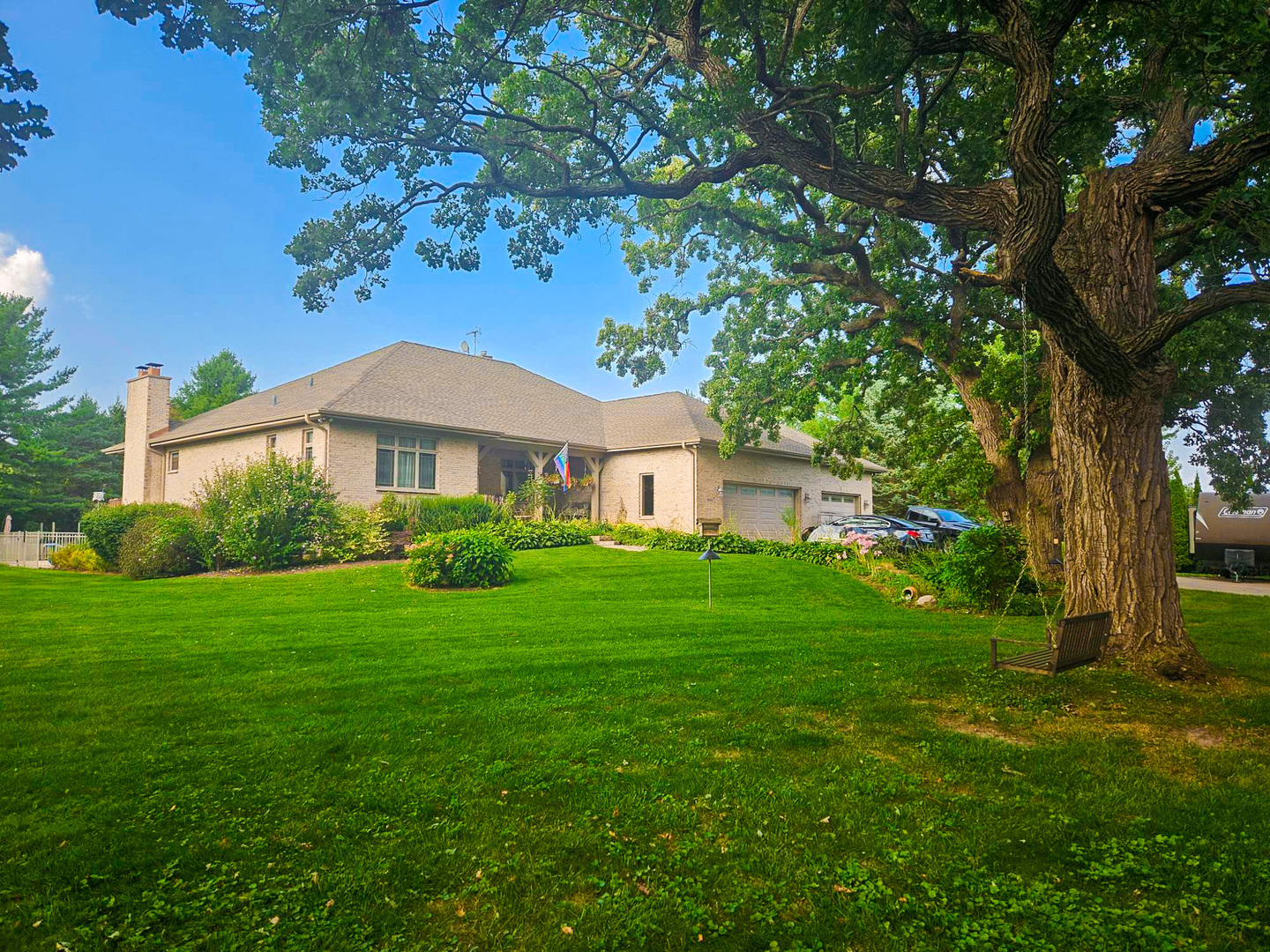 1608 Breezy Lawn Road, Spring Grove, IL 60081