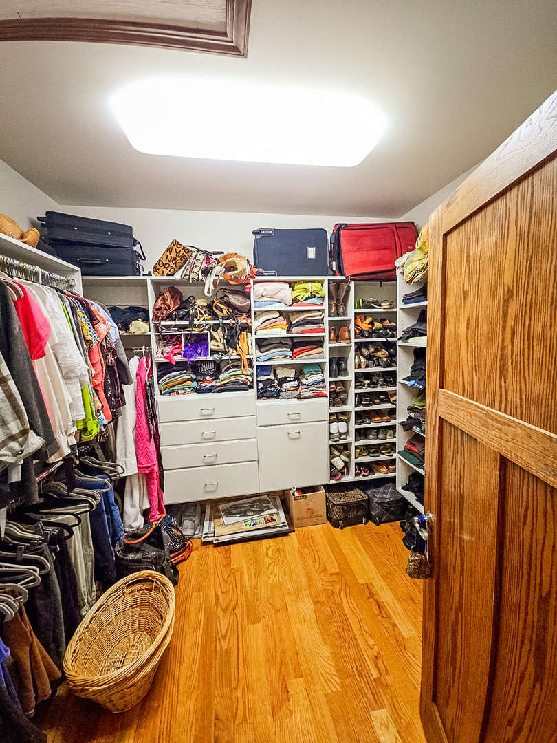 1608 Breezy Lawn Road, Spring Grove, IL 60081