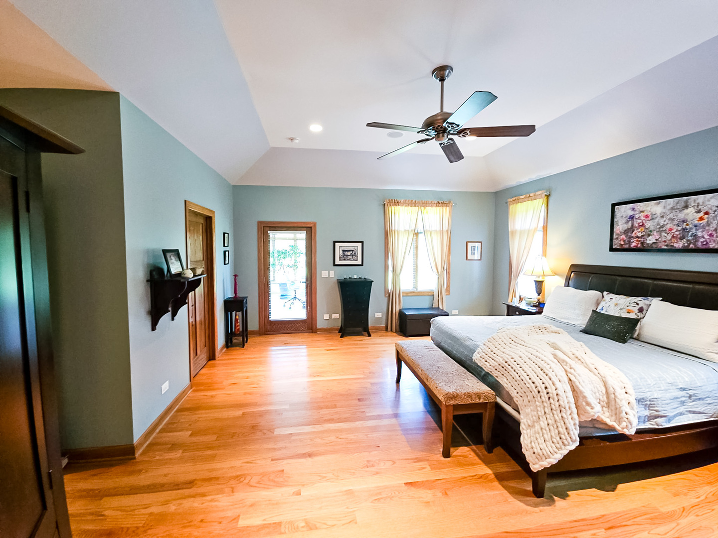 1608 Breezy Lawn Road, Spring Grove, IL 60081