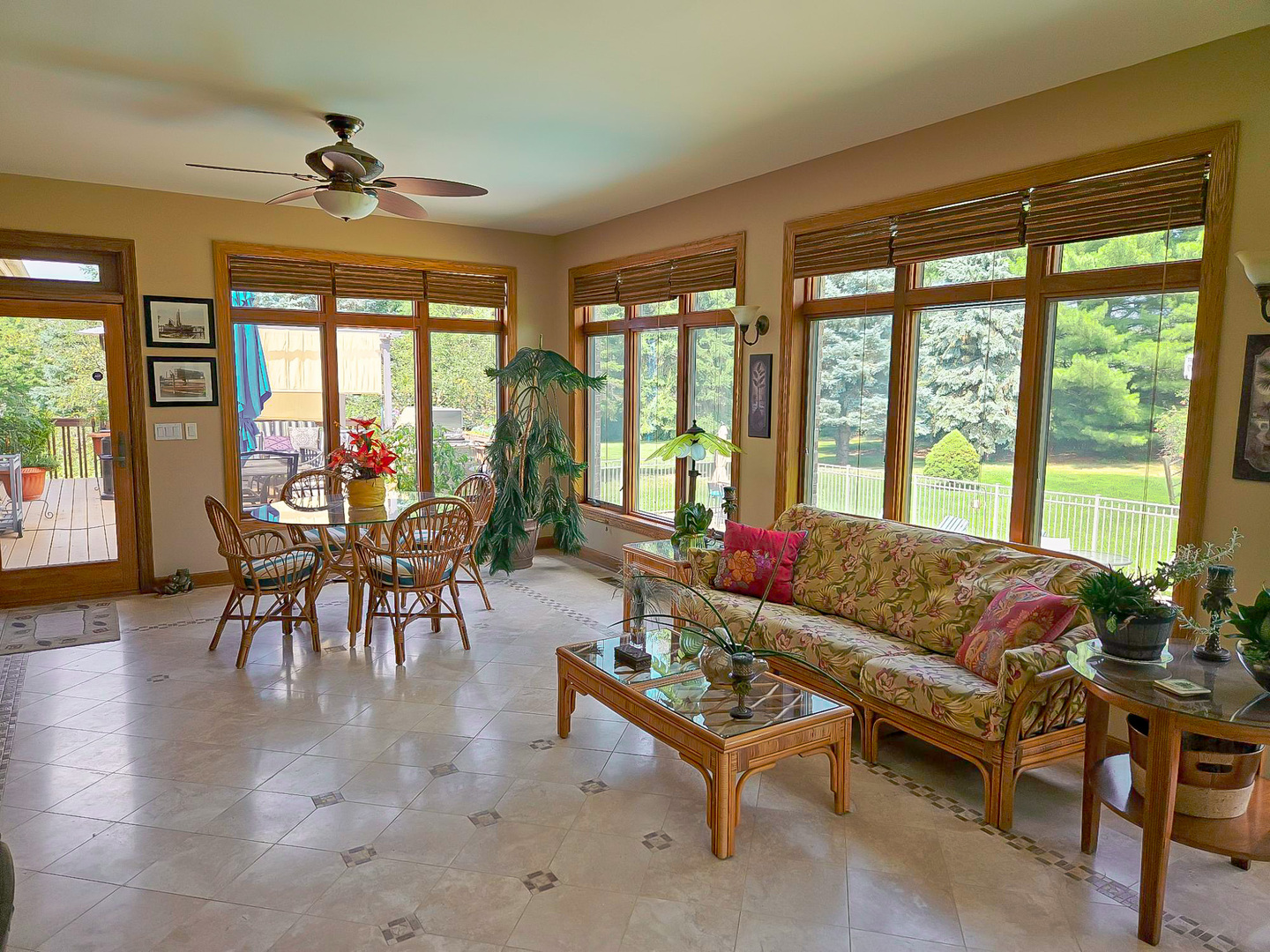 1608 Breezy Lawn Road, Spring Grove, IL 60081
