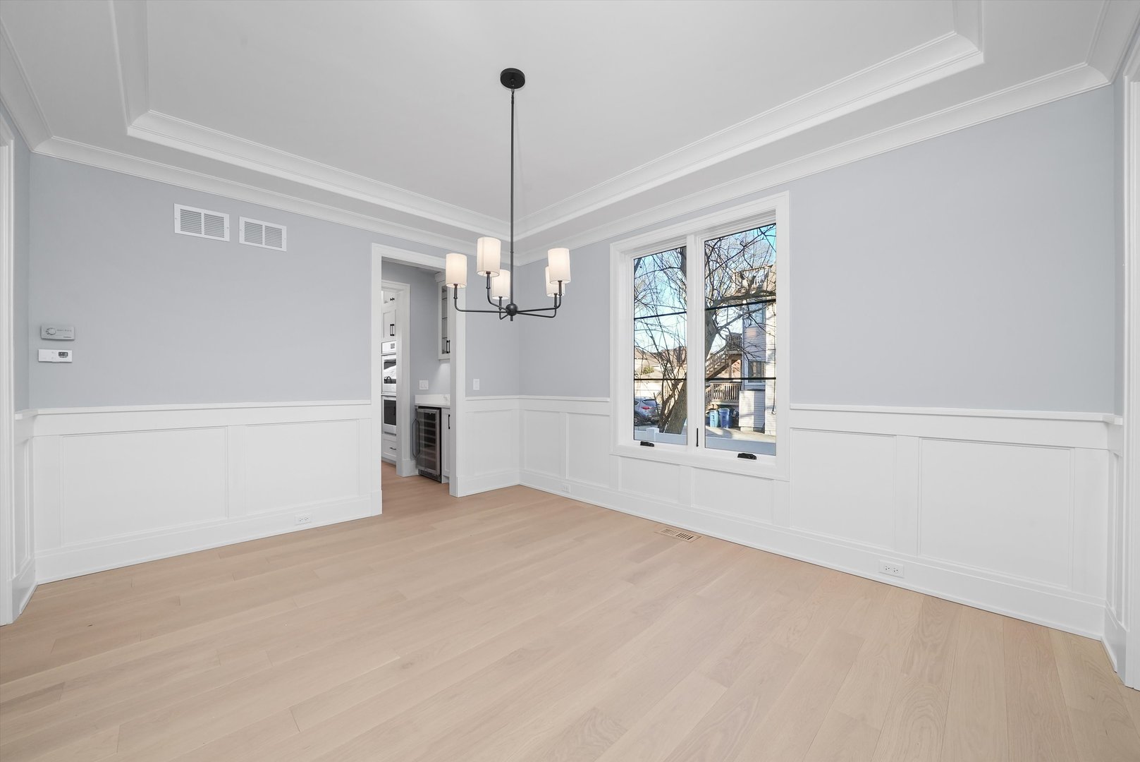 622 S Euclid Avenue, Elmhurst, IL 60126