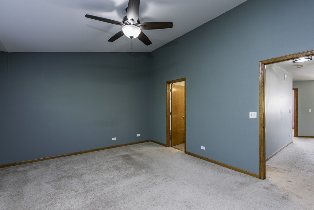 723 Morris Court, Lakemoor, IL 60050