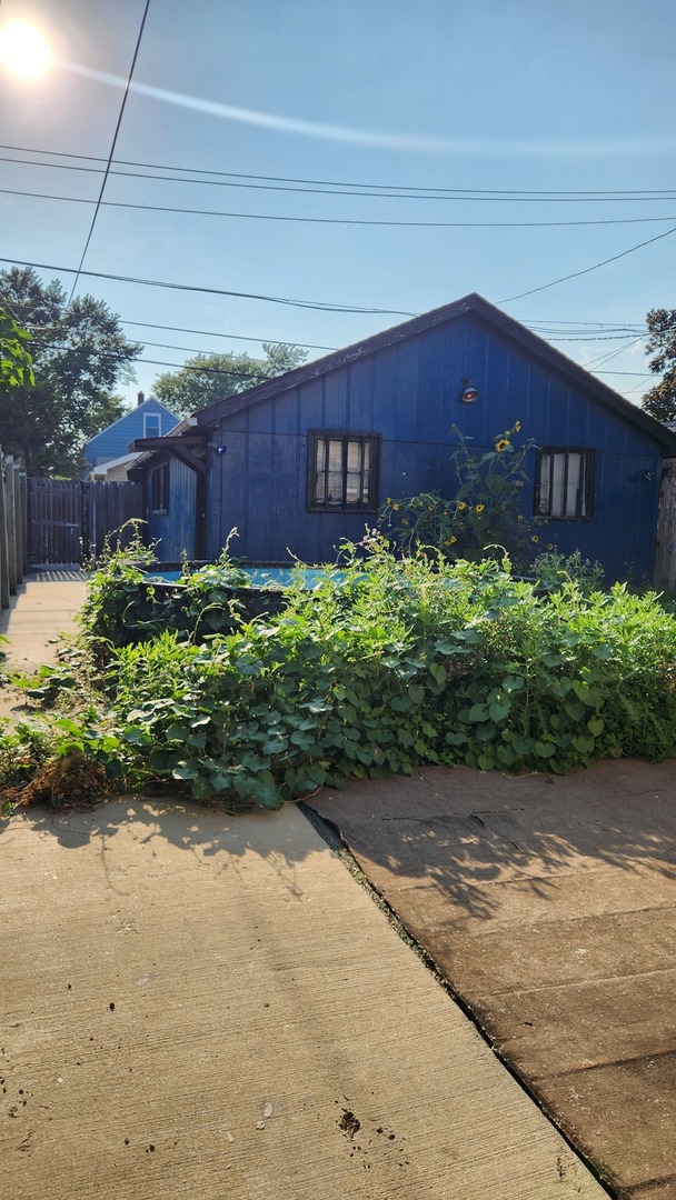 1832 S Central Avenue, Cicero, IL 60804