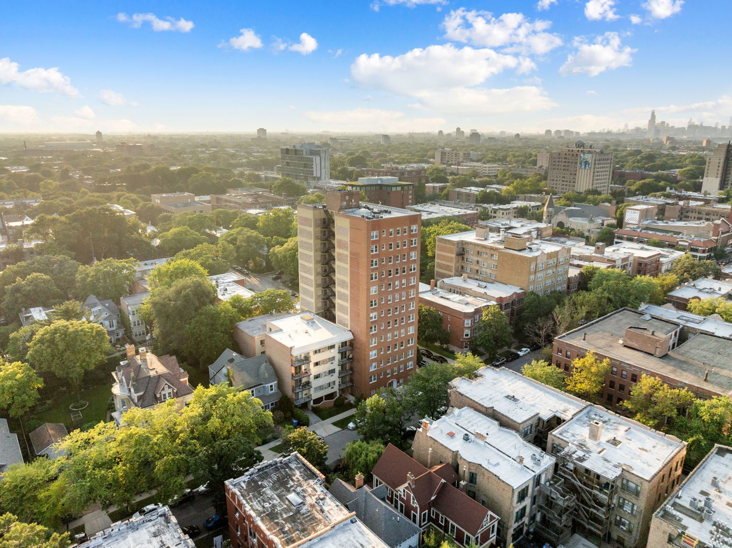5400 S Harper Avenue #1401, Chicago, IL 60615