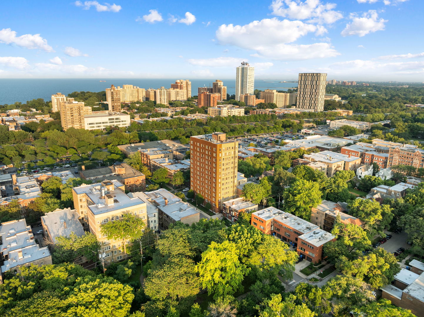5400 S Harper Avenue #1401, Chicago, IL 60615