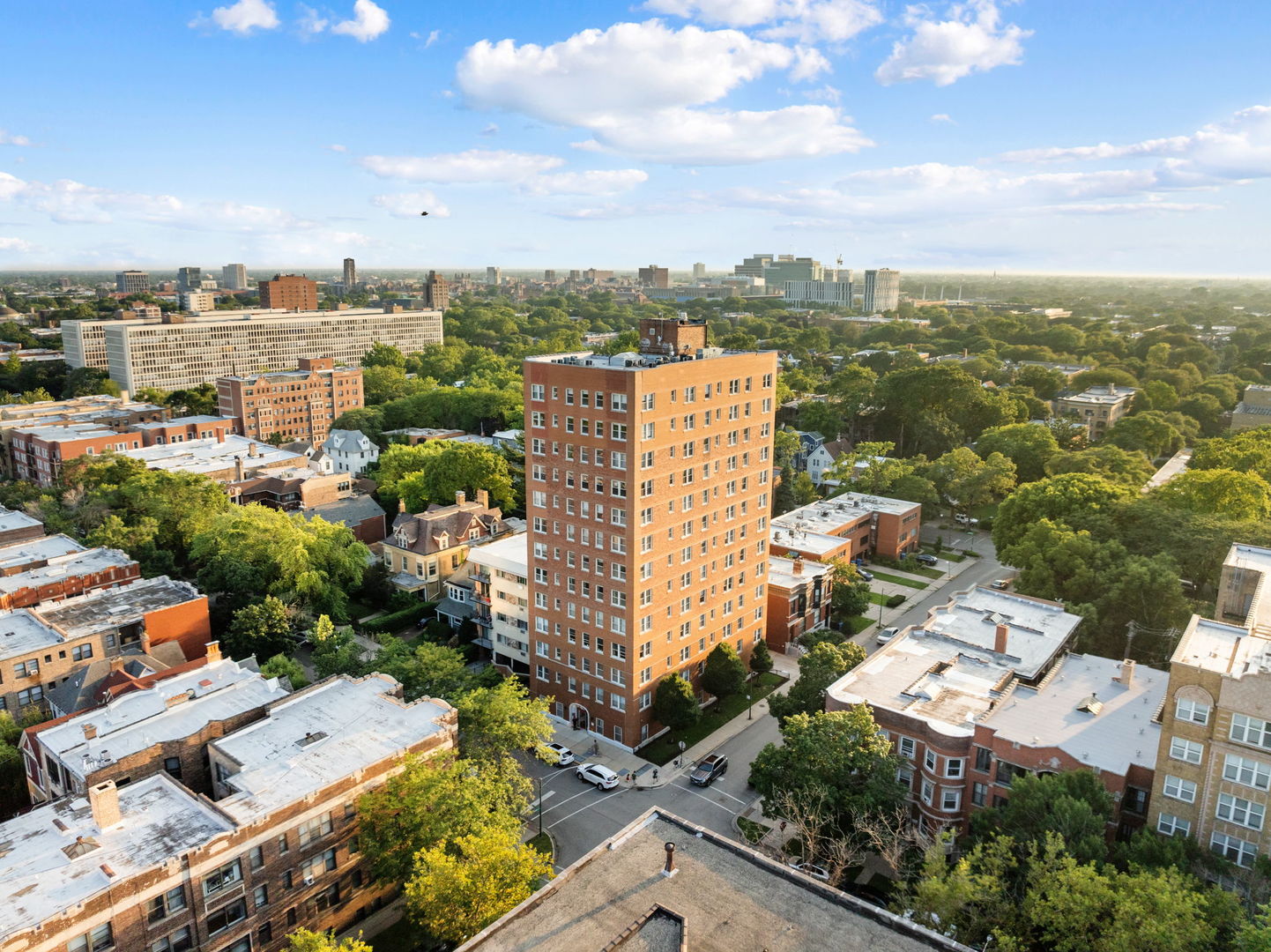 5400 S Harper Avenue #1401, Chicago, IL 60615