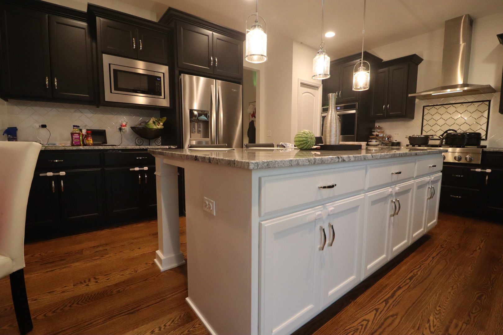 4215 Chinaberry Lane, Naperville, IL 60564