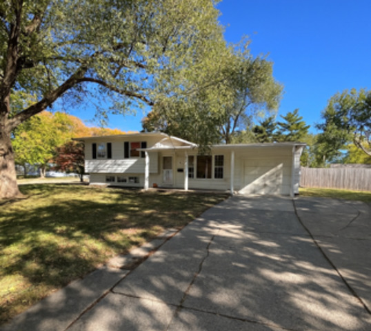 3 Scarsdale Road, Montgomery, IL 60538