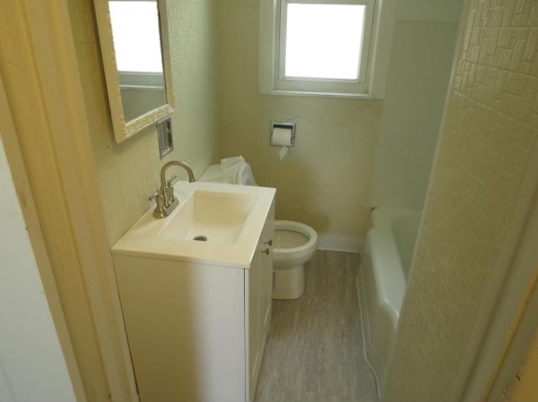 6217 S Claremont Avenue, Chicago, IL 60636