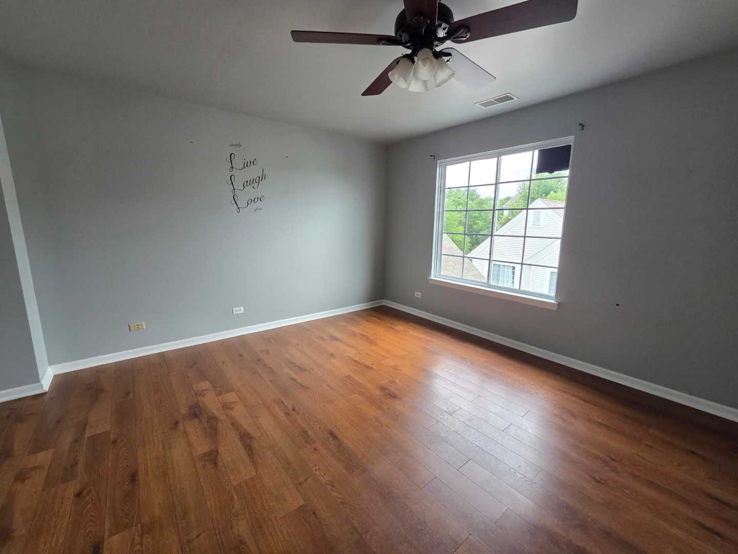 2402 Oakfield Court, Aurora, IL 60503
