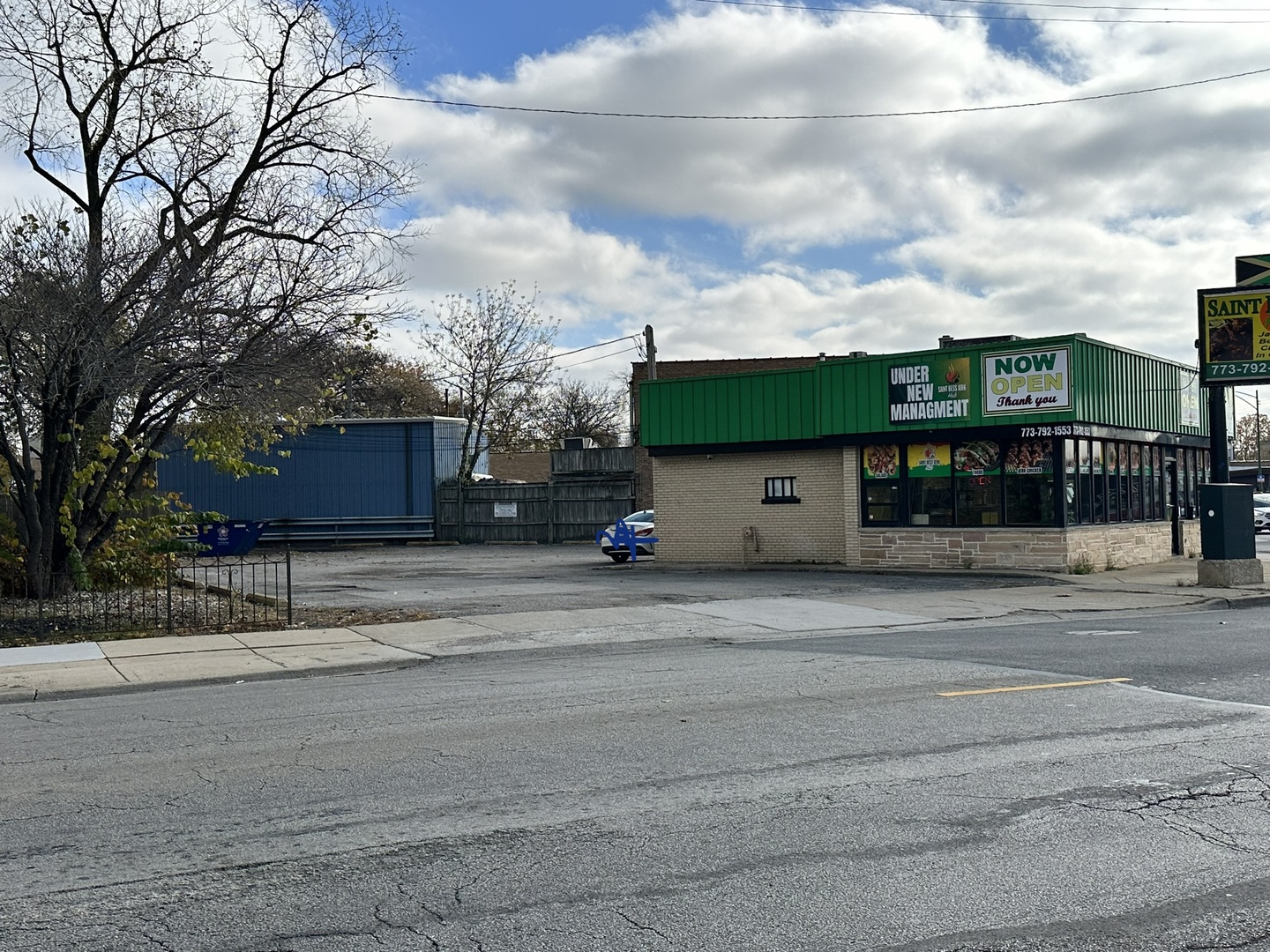 5725 N Northwest Highway, Chicago, IL 60630