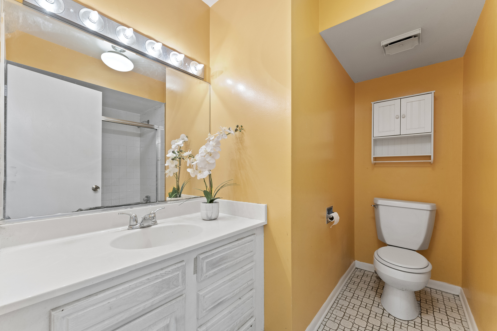 104 Seeple Drive #C, Buffalo Grove, IL 60089