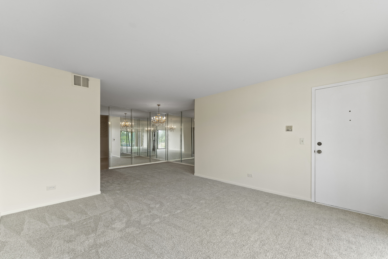 104 Seeple Drive #C, Buffalo Grove, IL 60089
