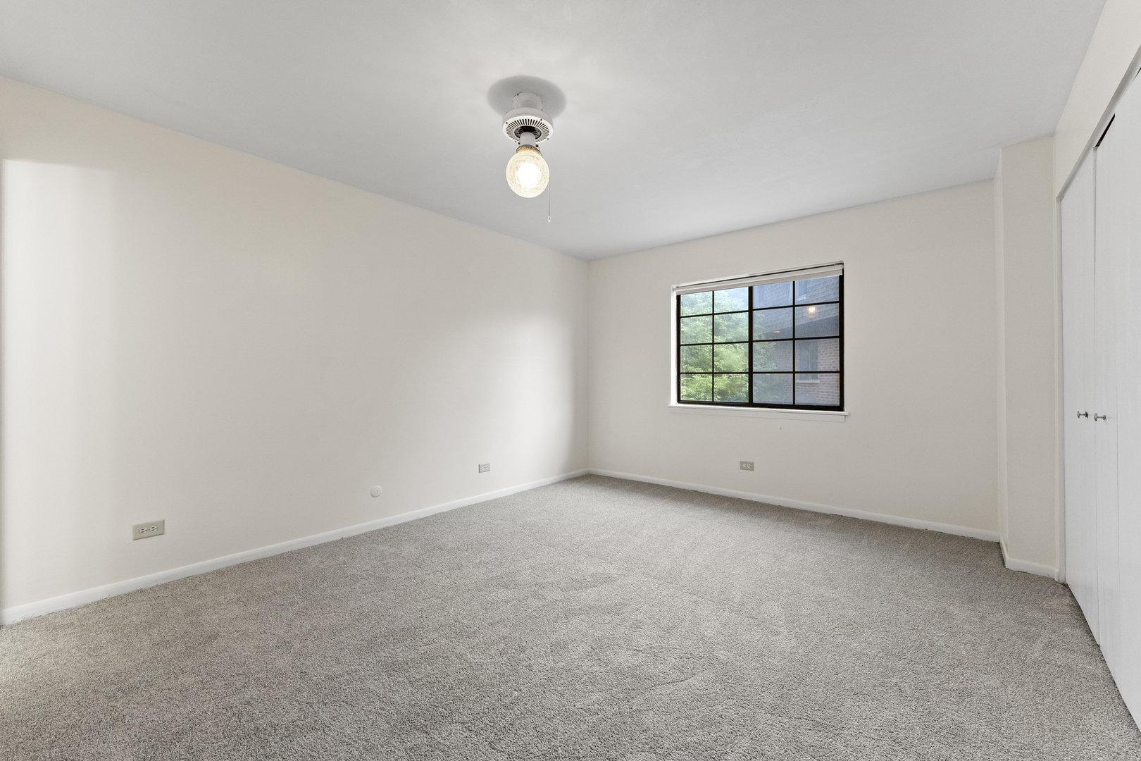 104 Seeple Drive #C, Buffalo Grove, IL 60089