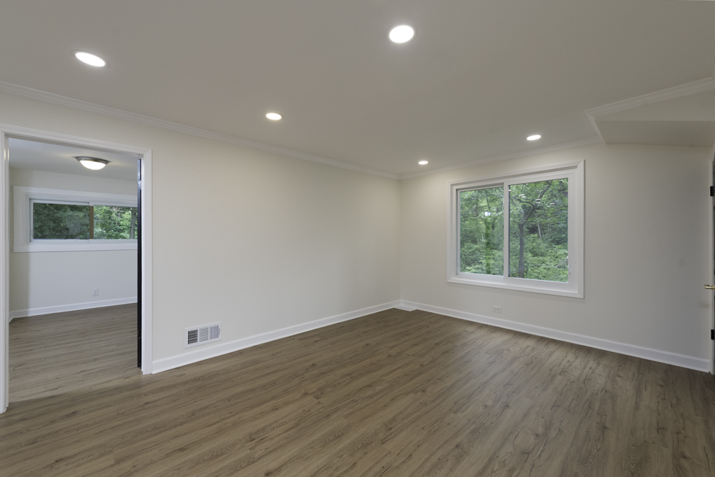 10980 W York House Road, Beach Park, IL 60087