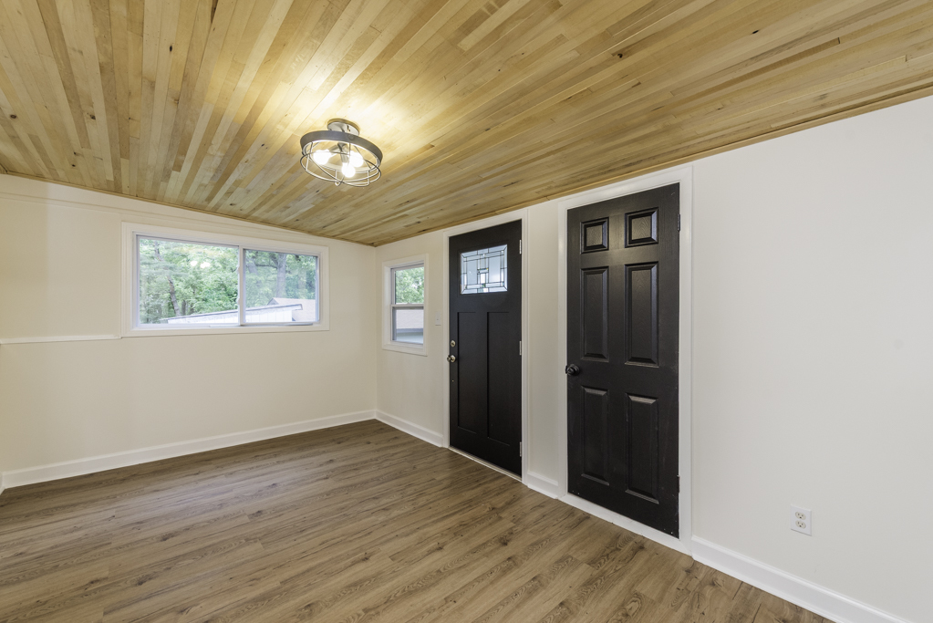 10980 W York House Road, Beach Park, IL 60087