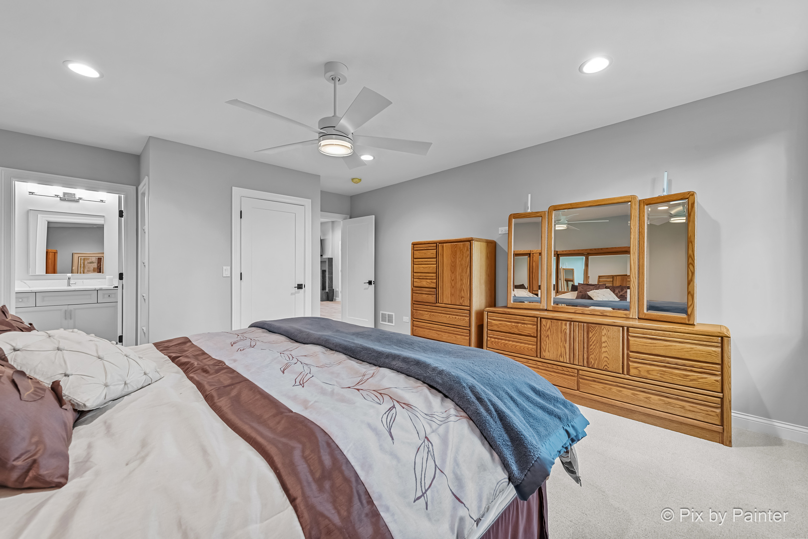 3653 Old Bridge Lane, Elgin, IL 60124