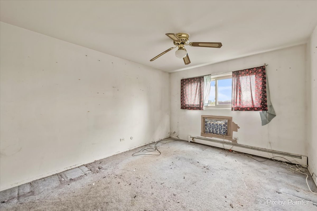 1313 S Rebecca Road #101, Lombard, IL 60148