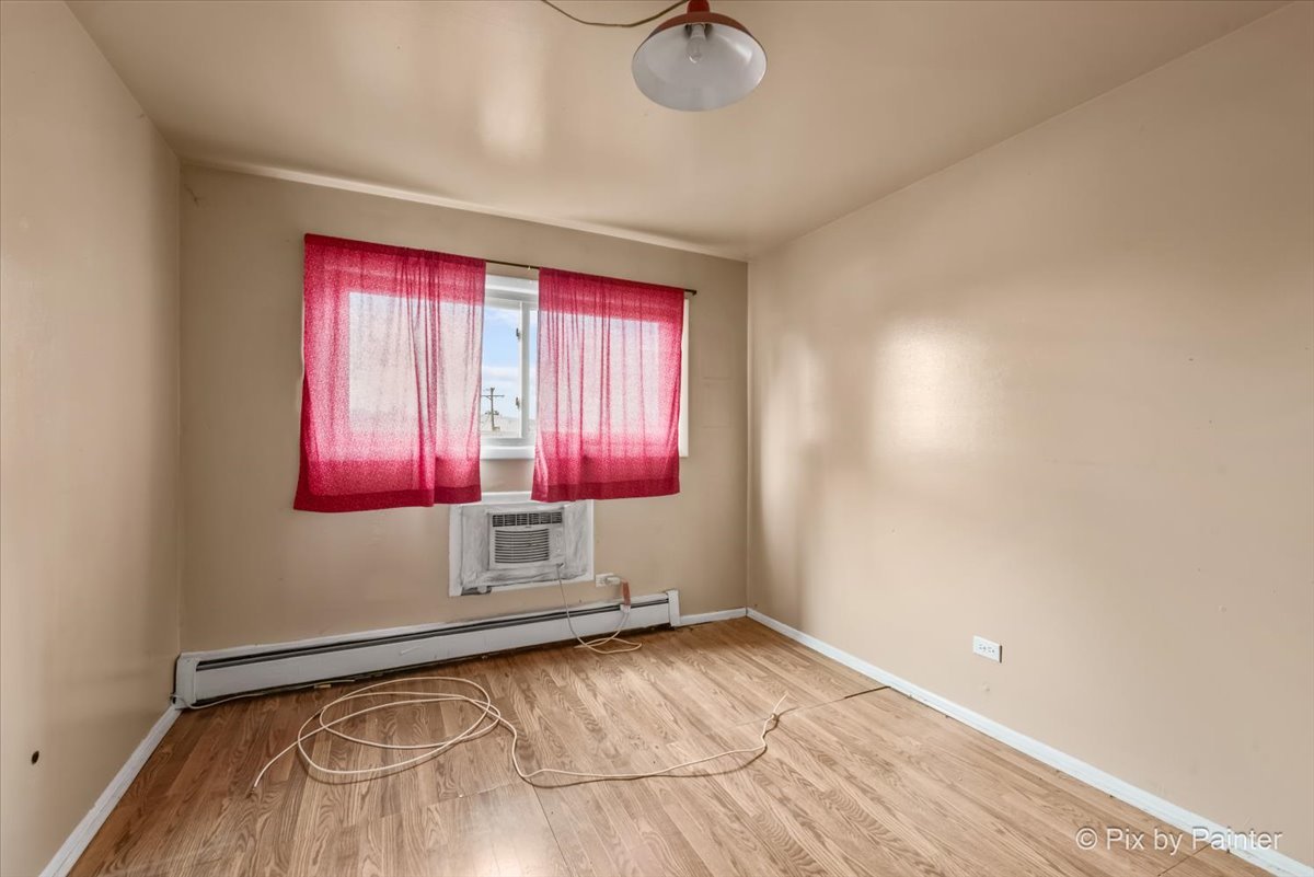 1313 S Rebecca Road #101, Lombard, IL 60148