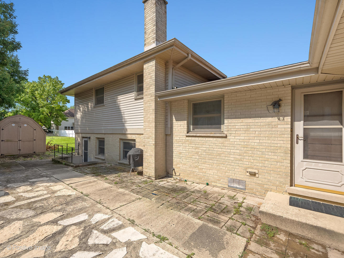 1041 E Division Street, Lombard, IL 60148