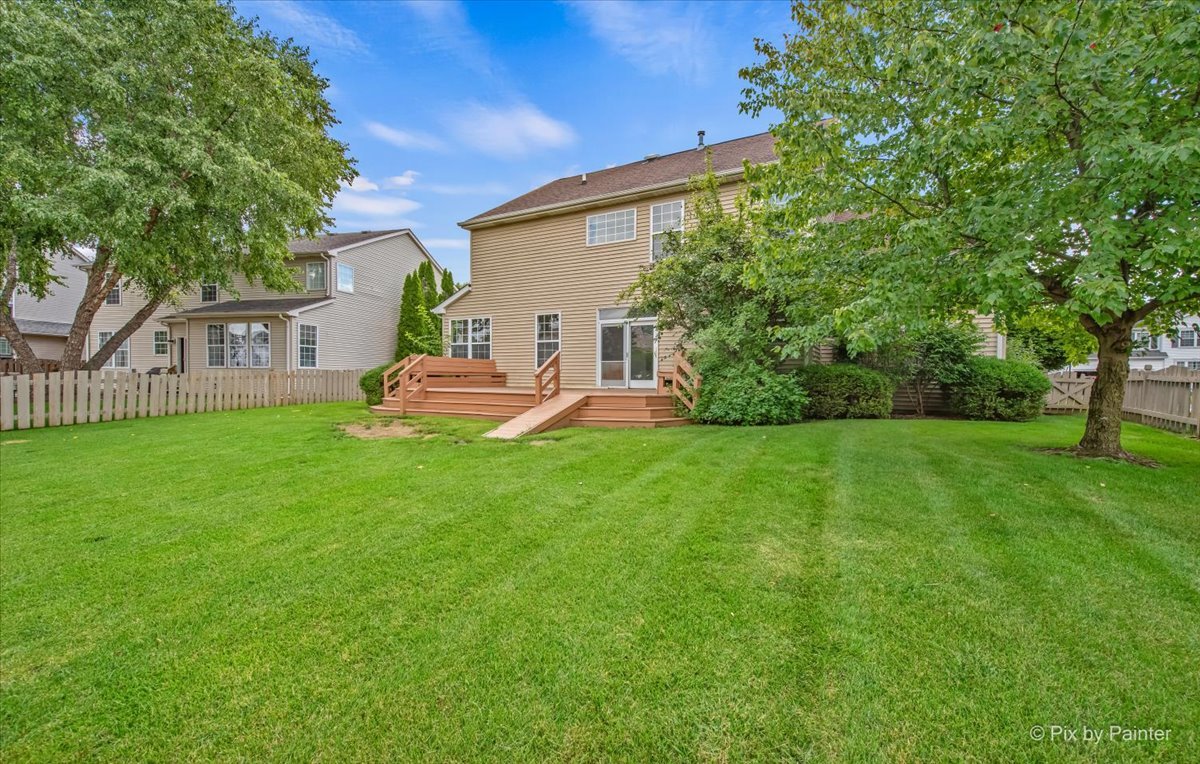 4525 Barharbor Drive, Lake In The Hills, IL 60156