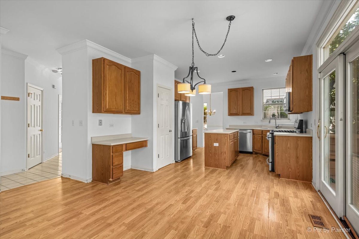 4525 Barharbor Drive, Lake In The Hills, IL 60156