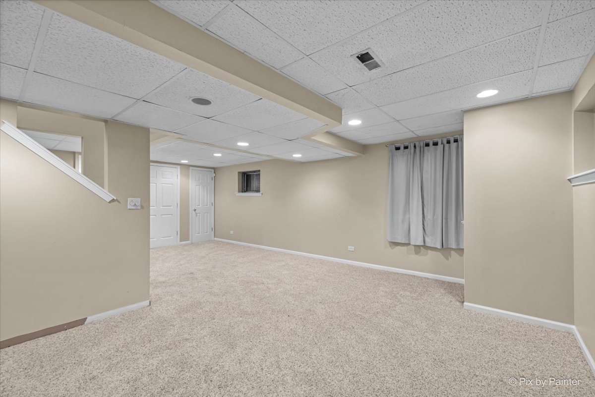 4525 Barharbor Drive, Lake In The Hills, IL 60156