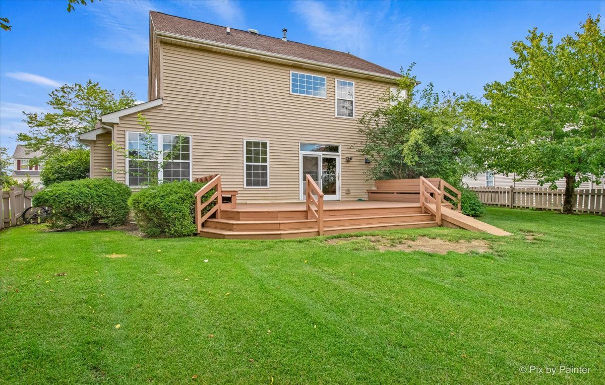 4525 Barharbor Drive, Lake In The Hills, IL 60156