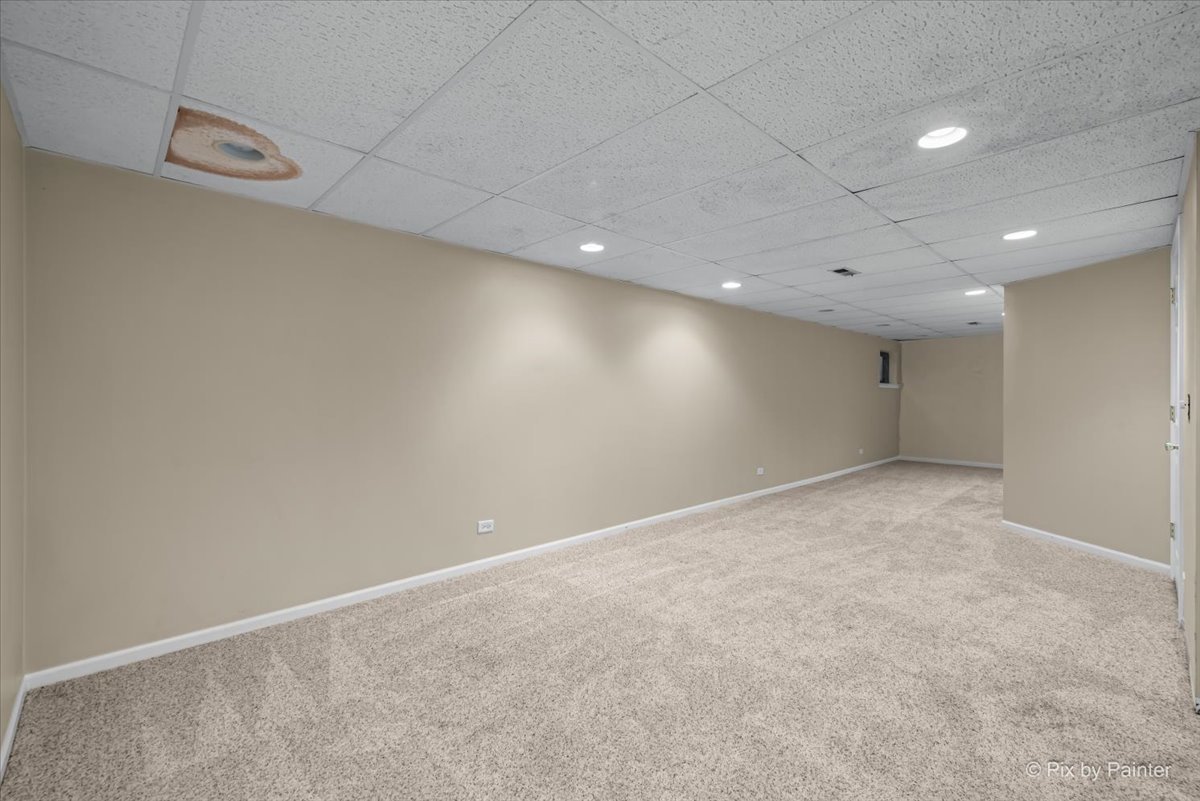 4525 Barharbor Drive, Lake In The Hills, IL 60156