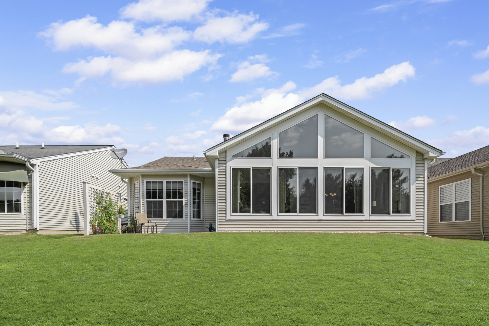 14028 Westmore Road, Huntley, IL 60142