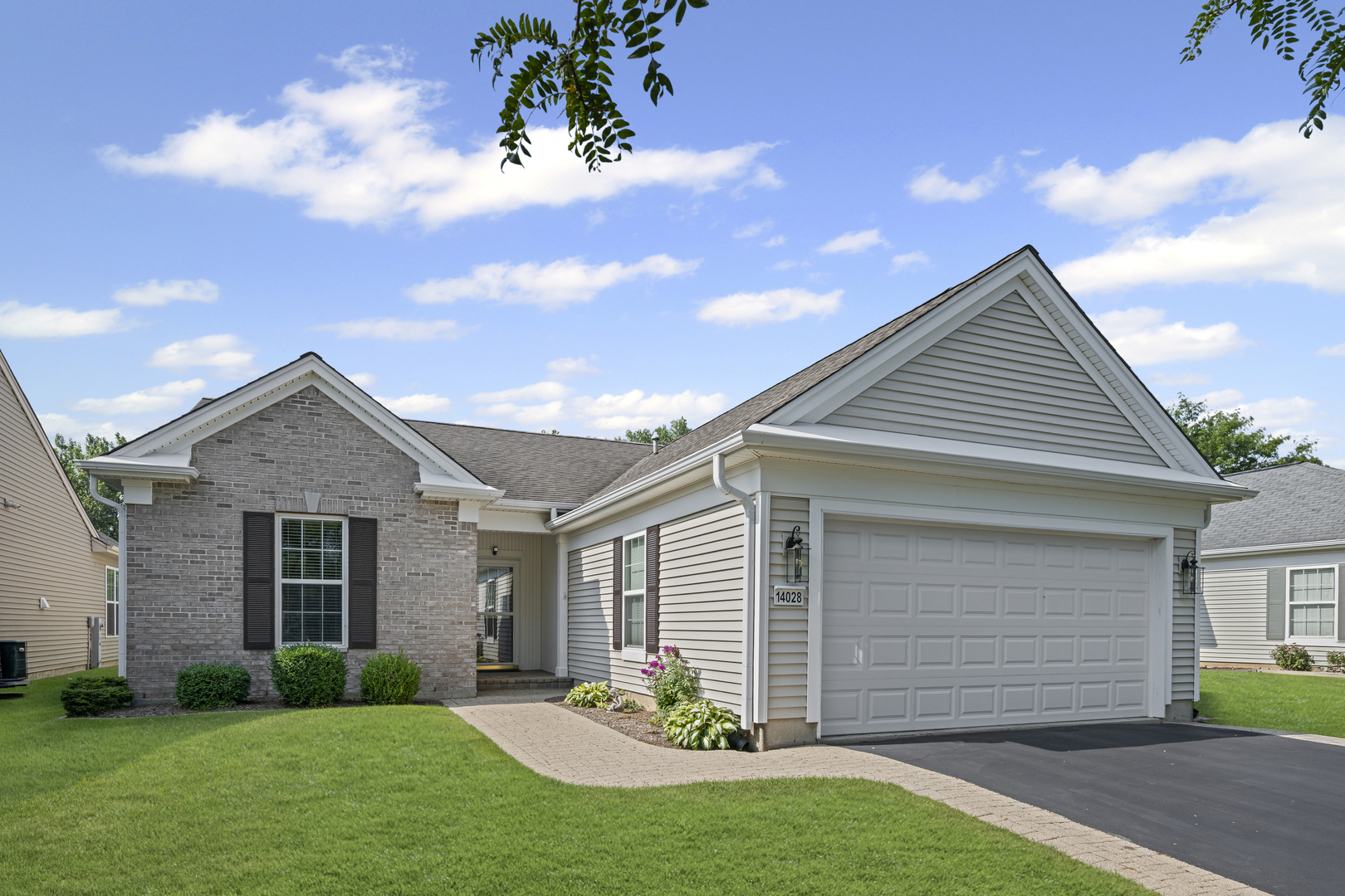 14028 Westmore Road, Huntley, IL 60142