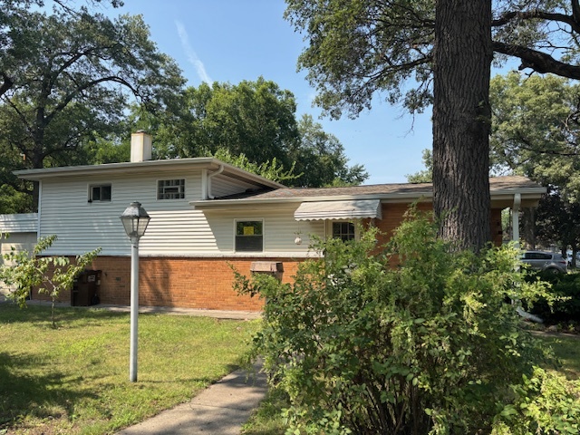 17218 Forestway Drive, East Hazel Crest, IL 60429