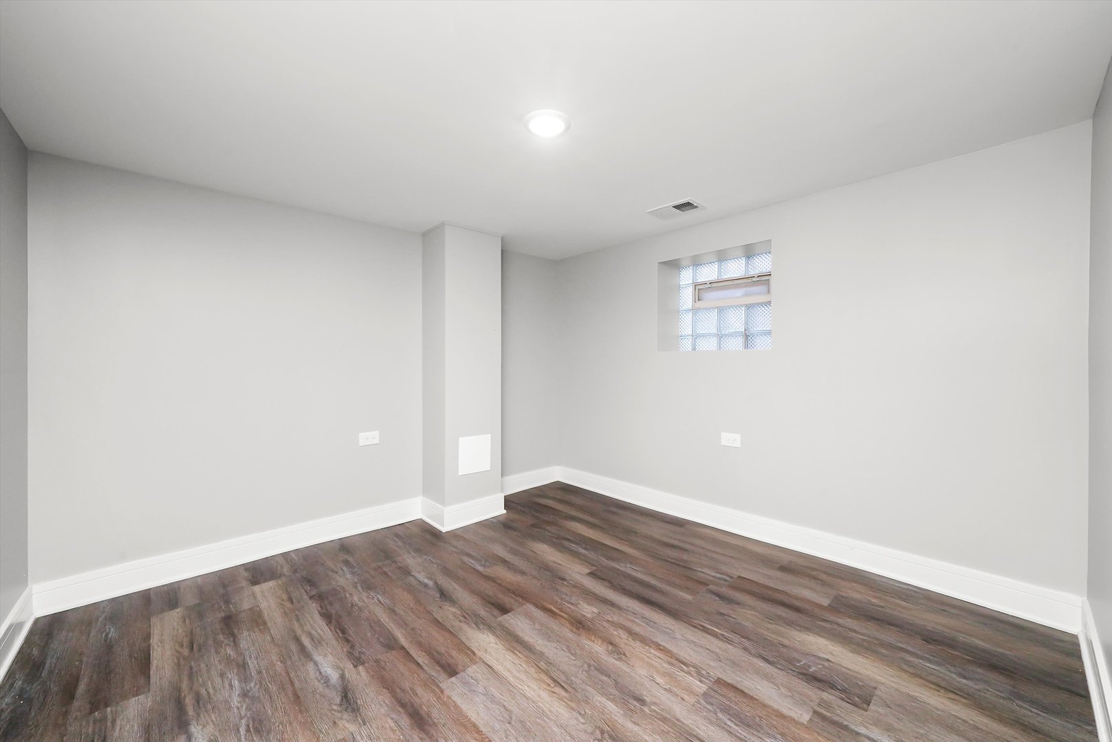 7310 S OAKLEY Avenue, Chicago, IL 60636