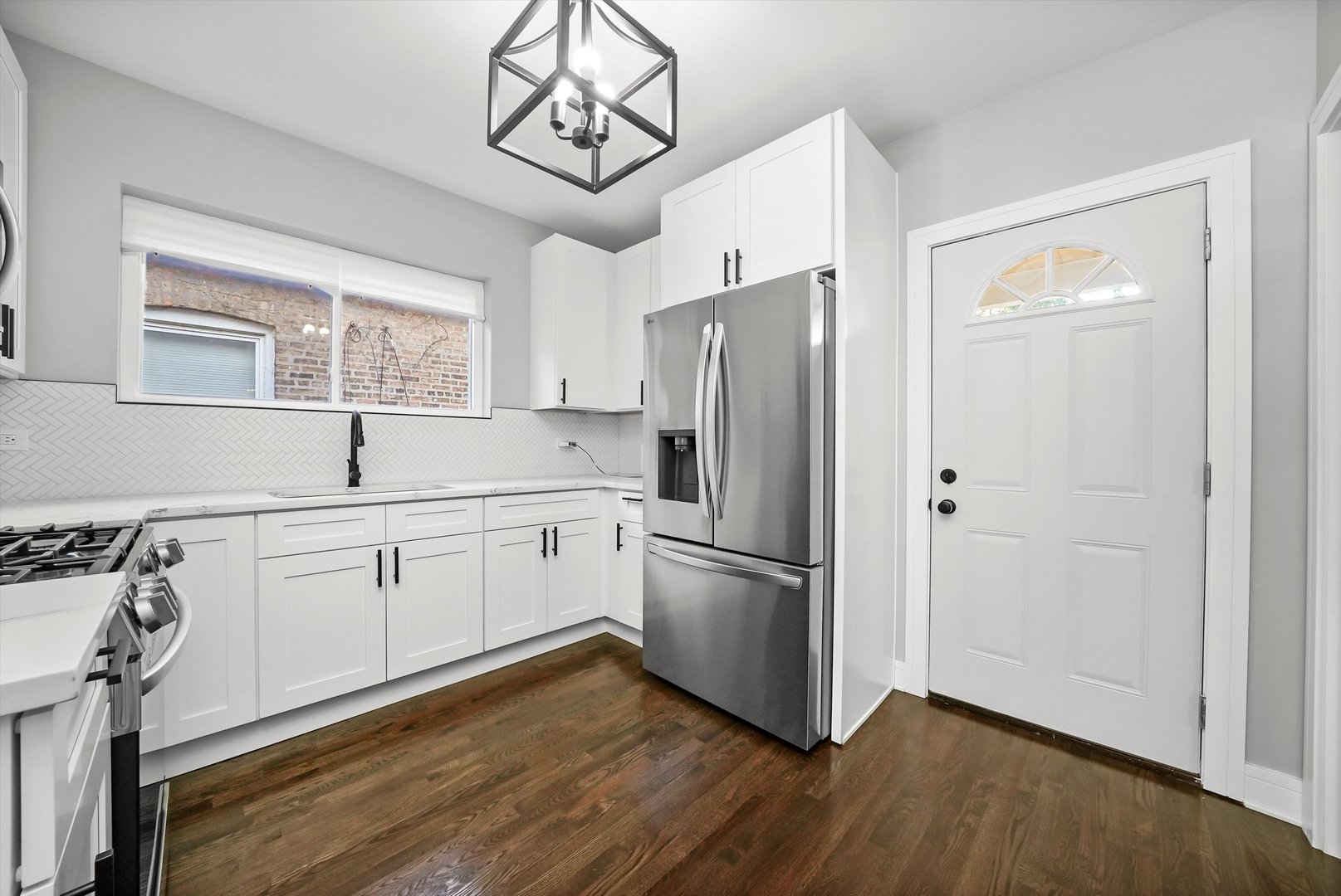 7310 S OAKLEY Avenue, Chicago, IL 60636