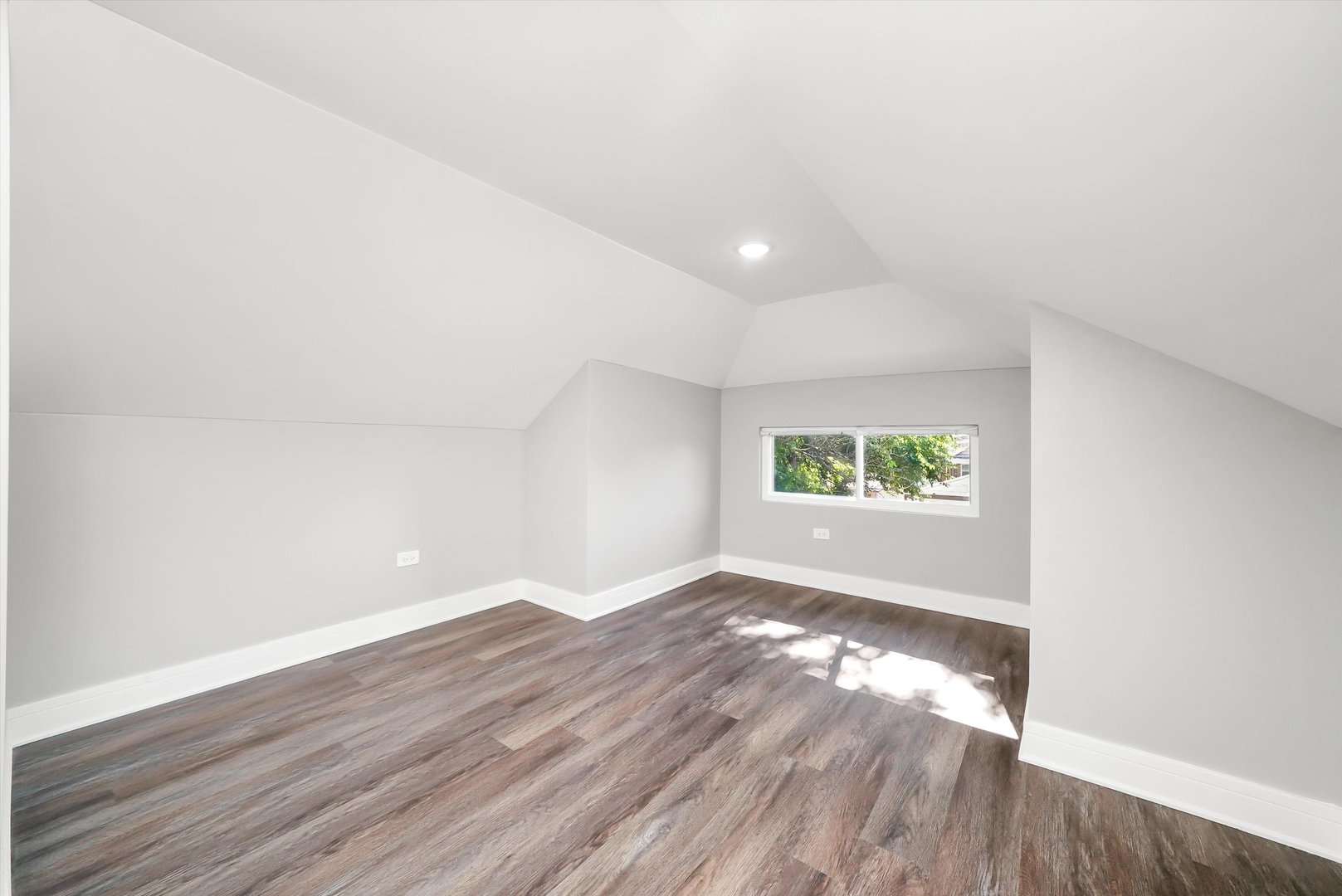 7310 S OAKLEY Avenue, Chicago, IL 60636