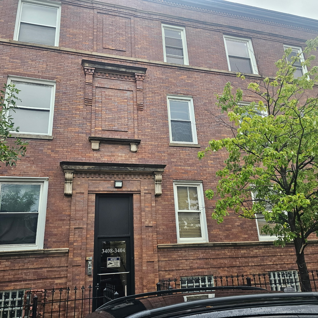 3408 W Congress Parkway #3, Chicago, IL 60624