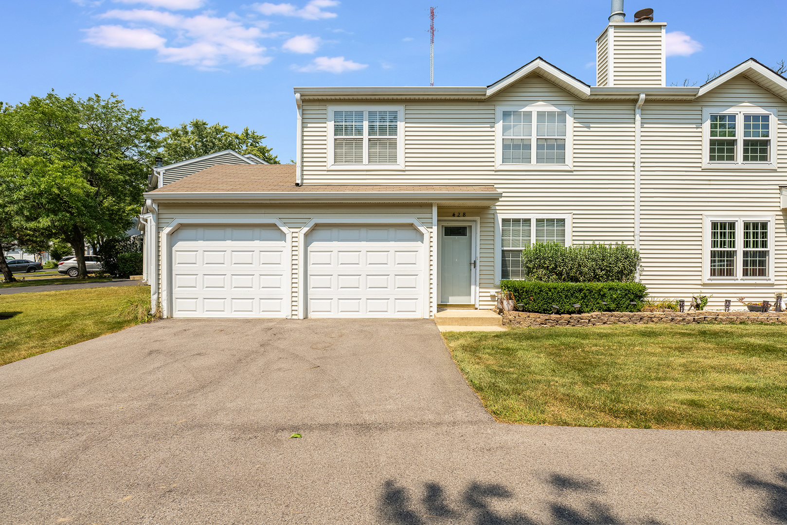 428 Normandie Lane, Round Lake Beach, IL 60073
