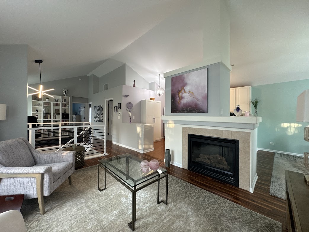 2410 Daybreak Court #3, Elgin, IL 60123
