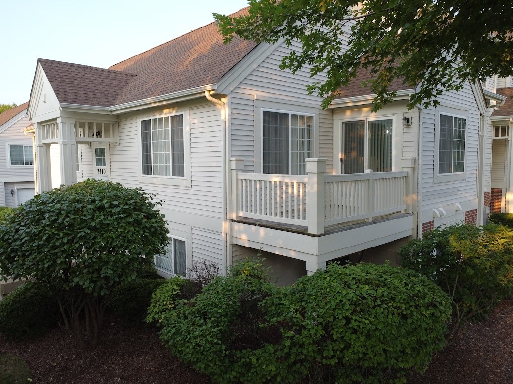2410 Daybreak Court #3, Elgin, IL 60123